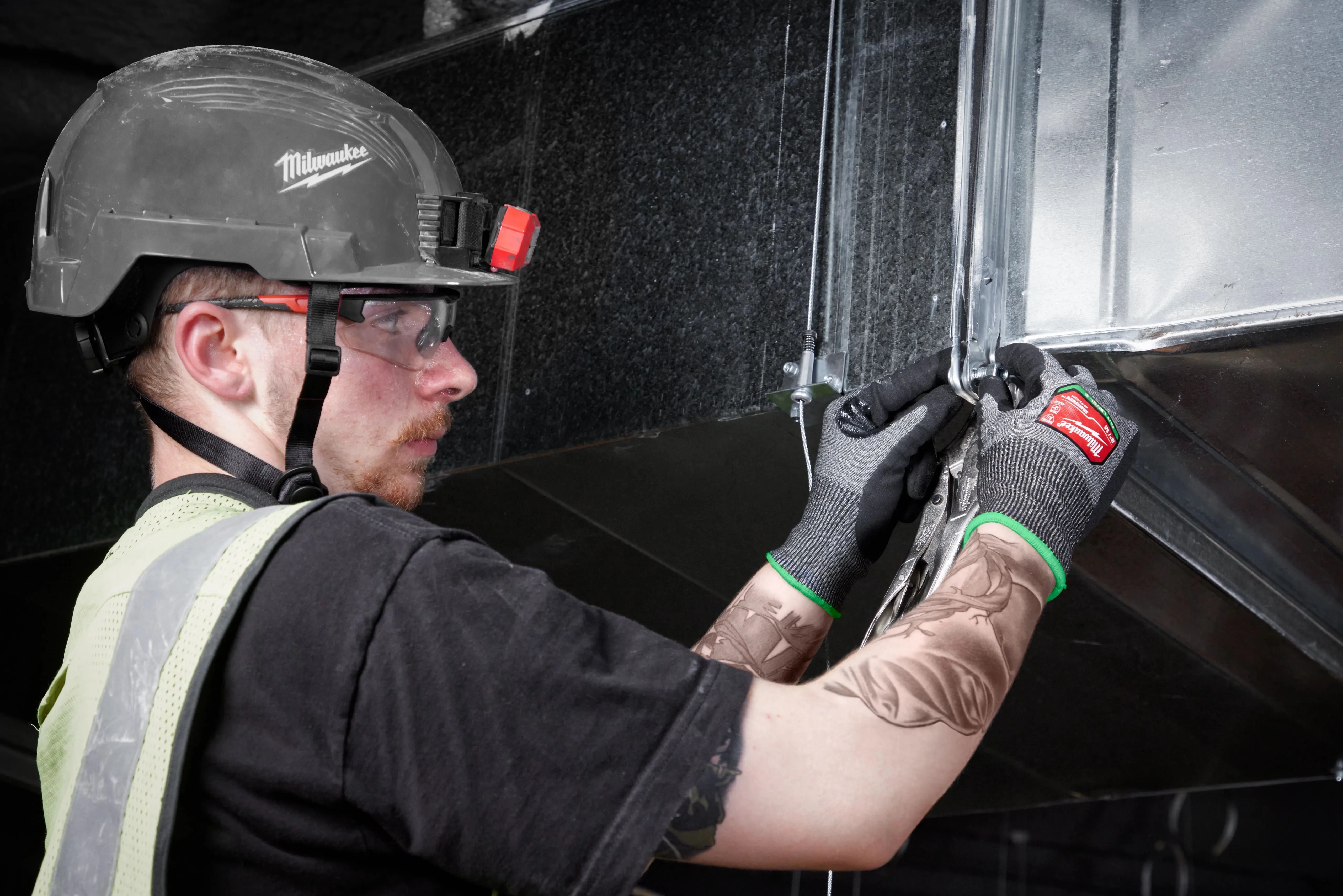 Work Gloves - Milwaukee® Cut Level 6 High-Dexterity Nitrile Dipped Gloves, 48-73-700